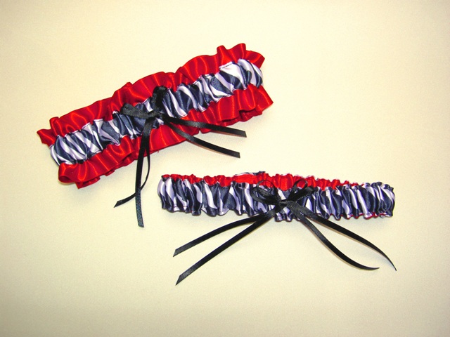 Red Double Edge Satin Zebra Garter